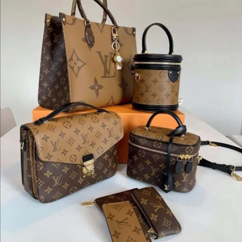 Luxury bags 132